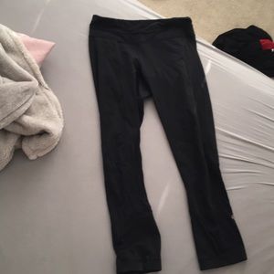 Size four black lululemon capris leggings!